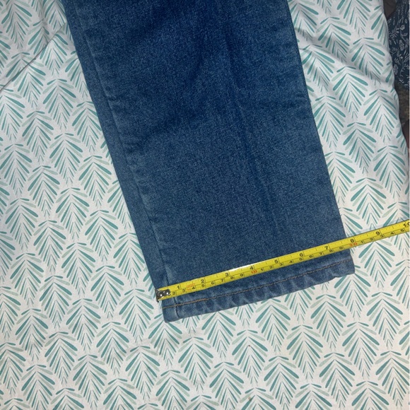 LL Bean Double L Relaxed Fit Jeans - Size 8R - Picture 10 of 11